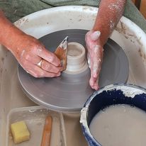 6 Week Beginner Pottery Wheel Course     STARTS   16th May 2024    (over 16's)
